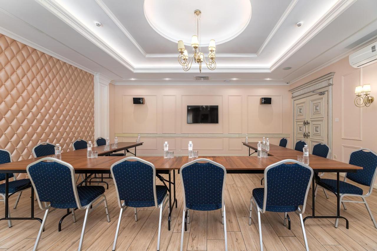 Sonata Hotel & Restaurant "Готель Соната" Lvov Exteriér fotografie