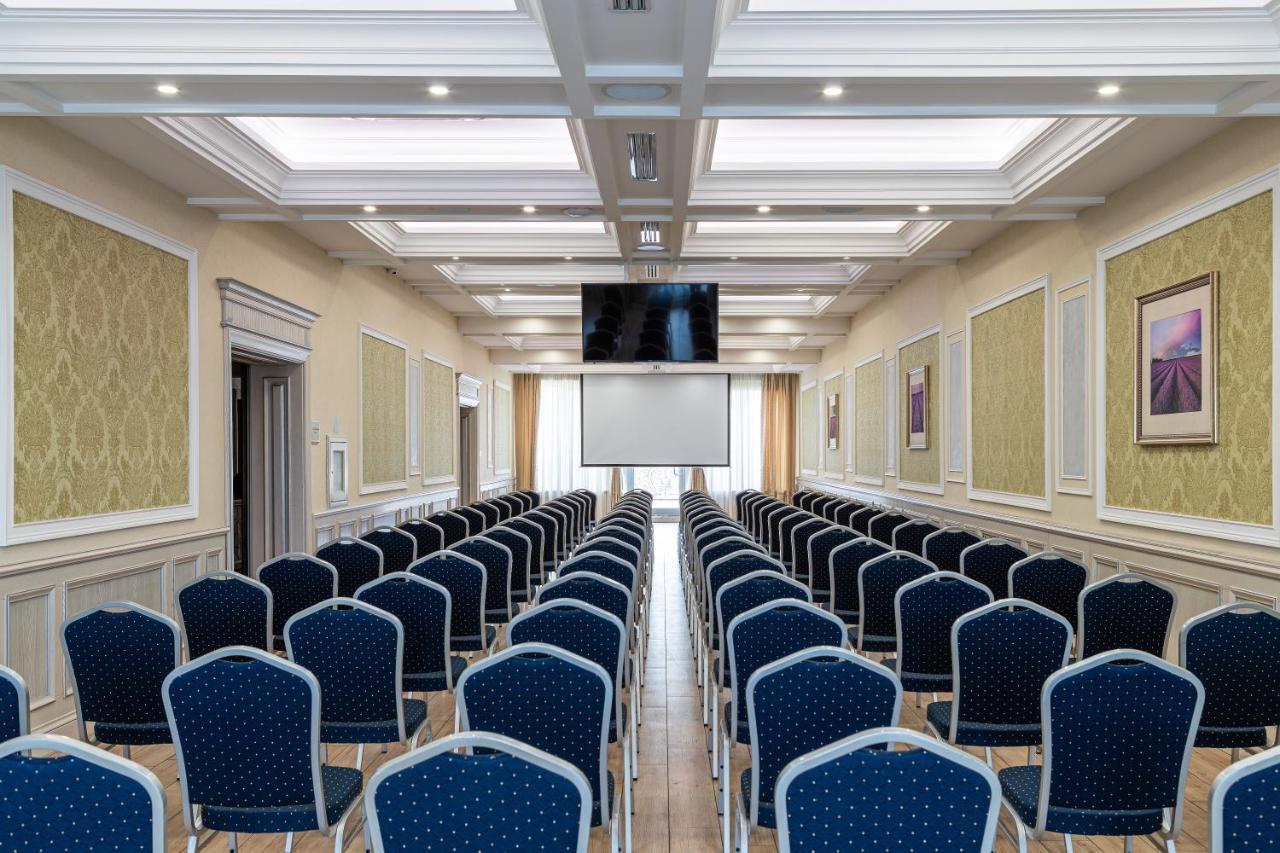Sonata Hotel & Restaurant "Готель Соната" Lvov Exteriér fotografie