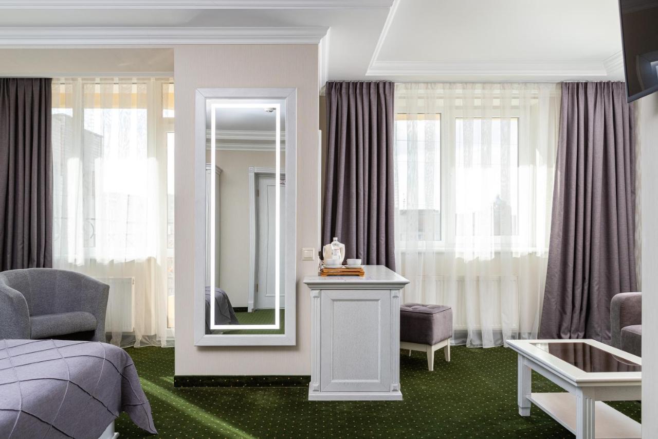 Sonata Hotel & Restaurant "Готель Соната" Lvov Exteriér fotografie