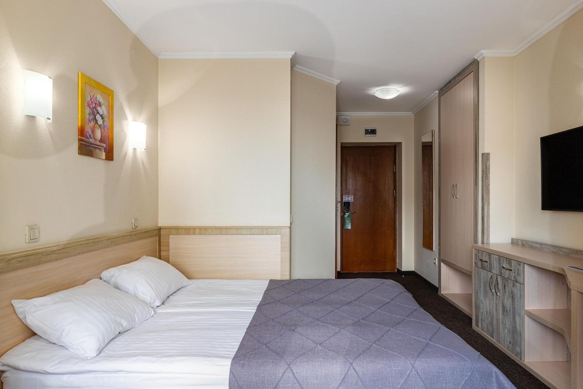 Sonata Hotel & Restaurant "Готель Соната" Lvov Pokoj fotografie